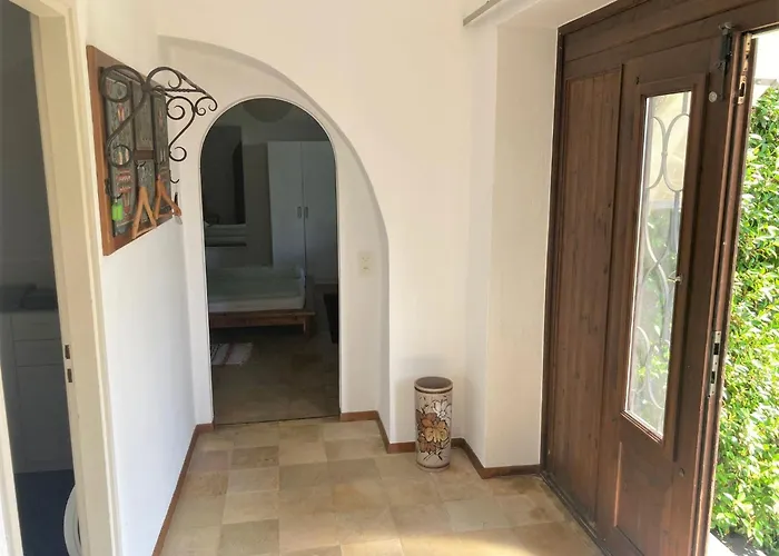 Bellaterra B By Fewotessin 펜션