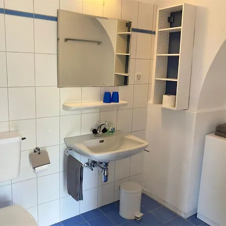 Bellaterra B * Locarno