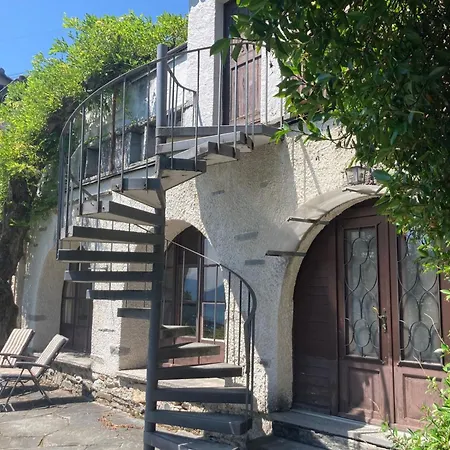 Bellaterra B Ferienhaus